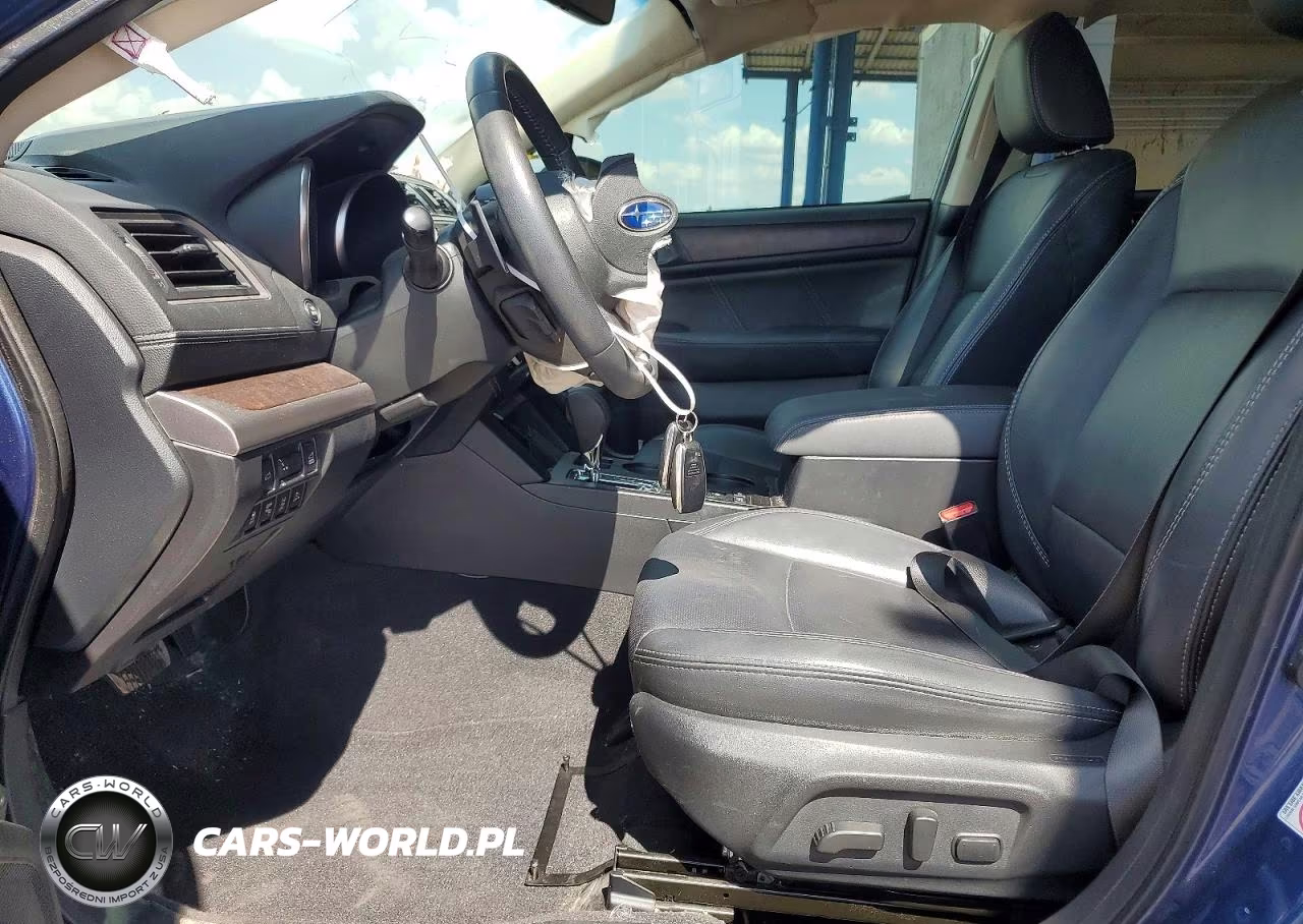 2019 Subaru Outback VIN:4S4BSANC2K3386638 - 7