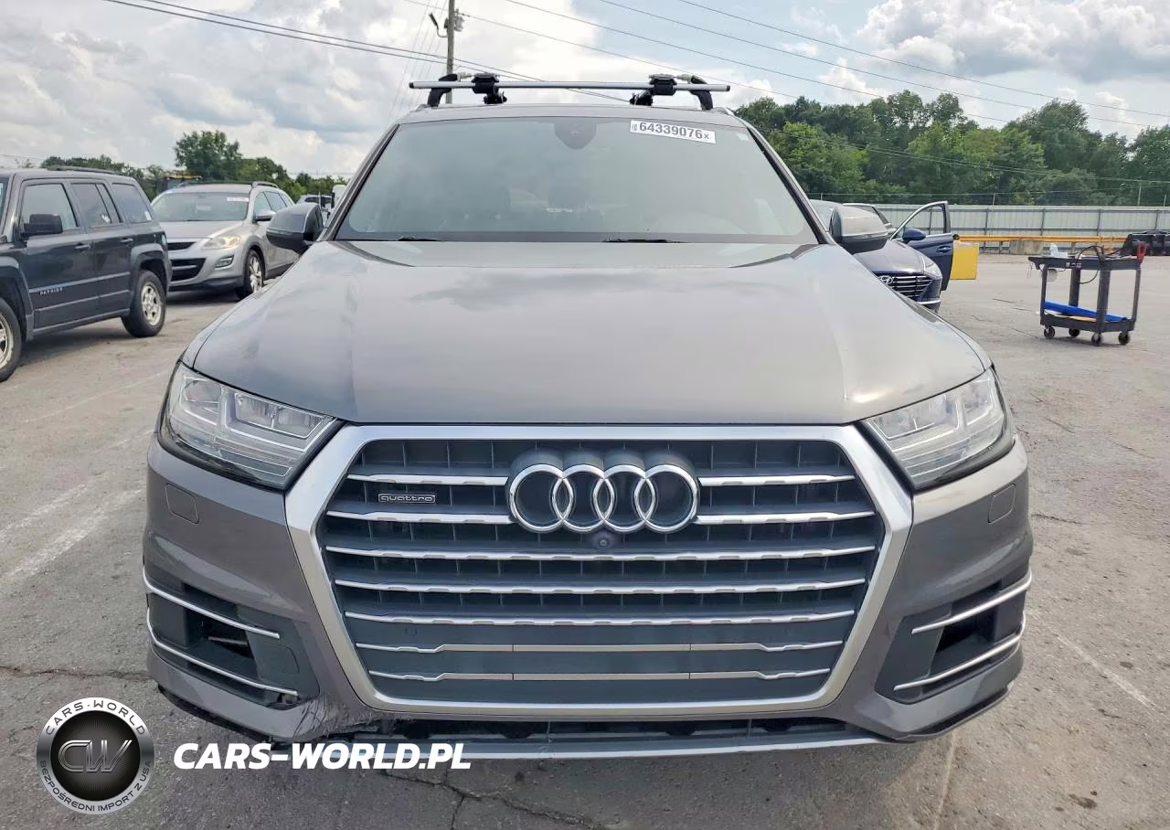 2017 Audi Q7 Premium Plus VIN:WA1LAAF77HD014092 - 5