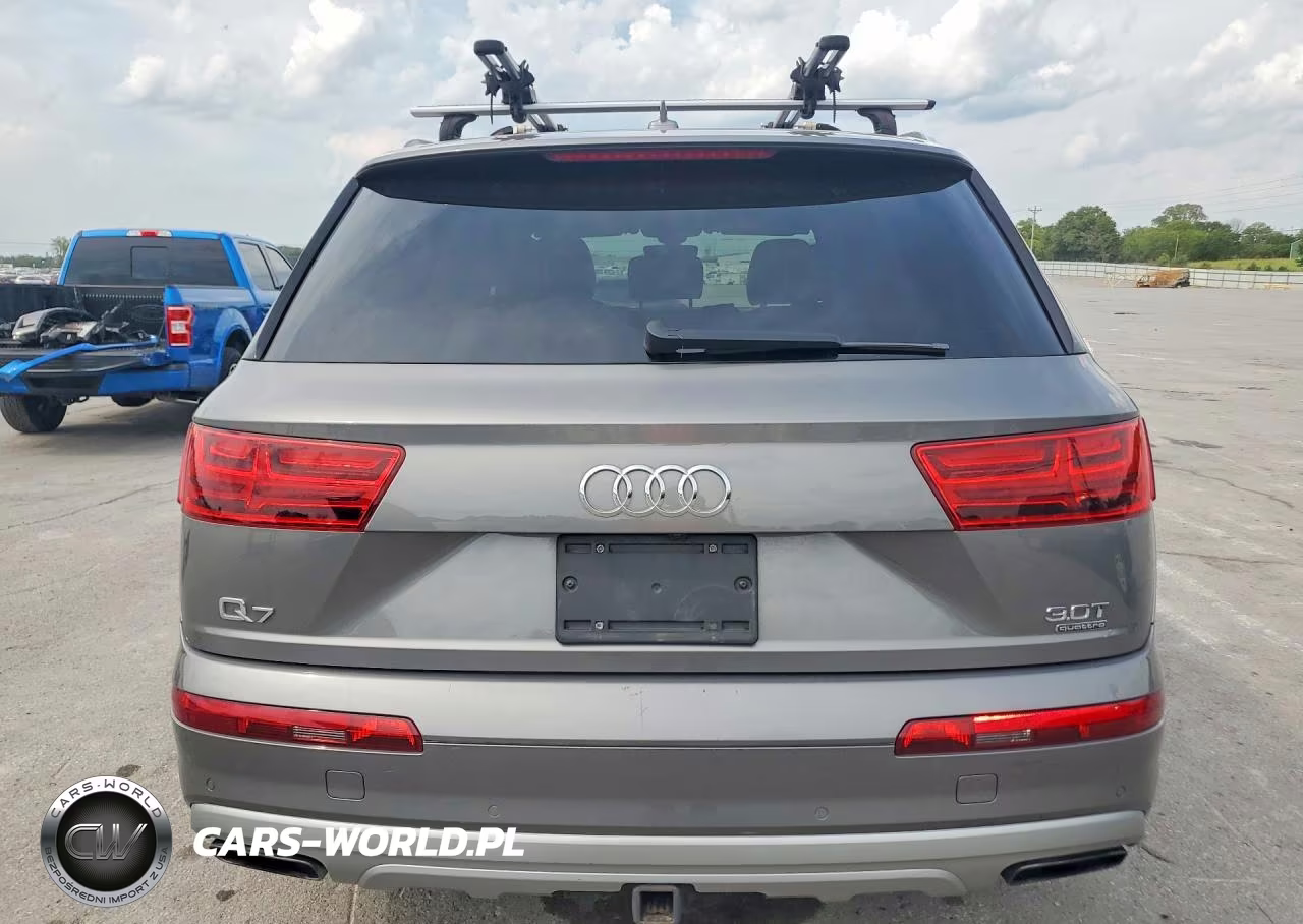 2017 Audi Q7 Premium Plus VIN:WA1LAAF77HD014092 - 6