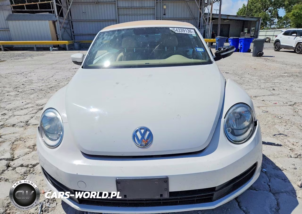 2013 Volkswagen Beetle VIN:3VW5X7AT7DM828419 - 5