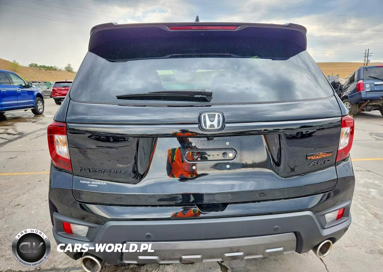2025 Honda Passport Trail Sport VIN:5FNYF8H6XSB002349 - 6