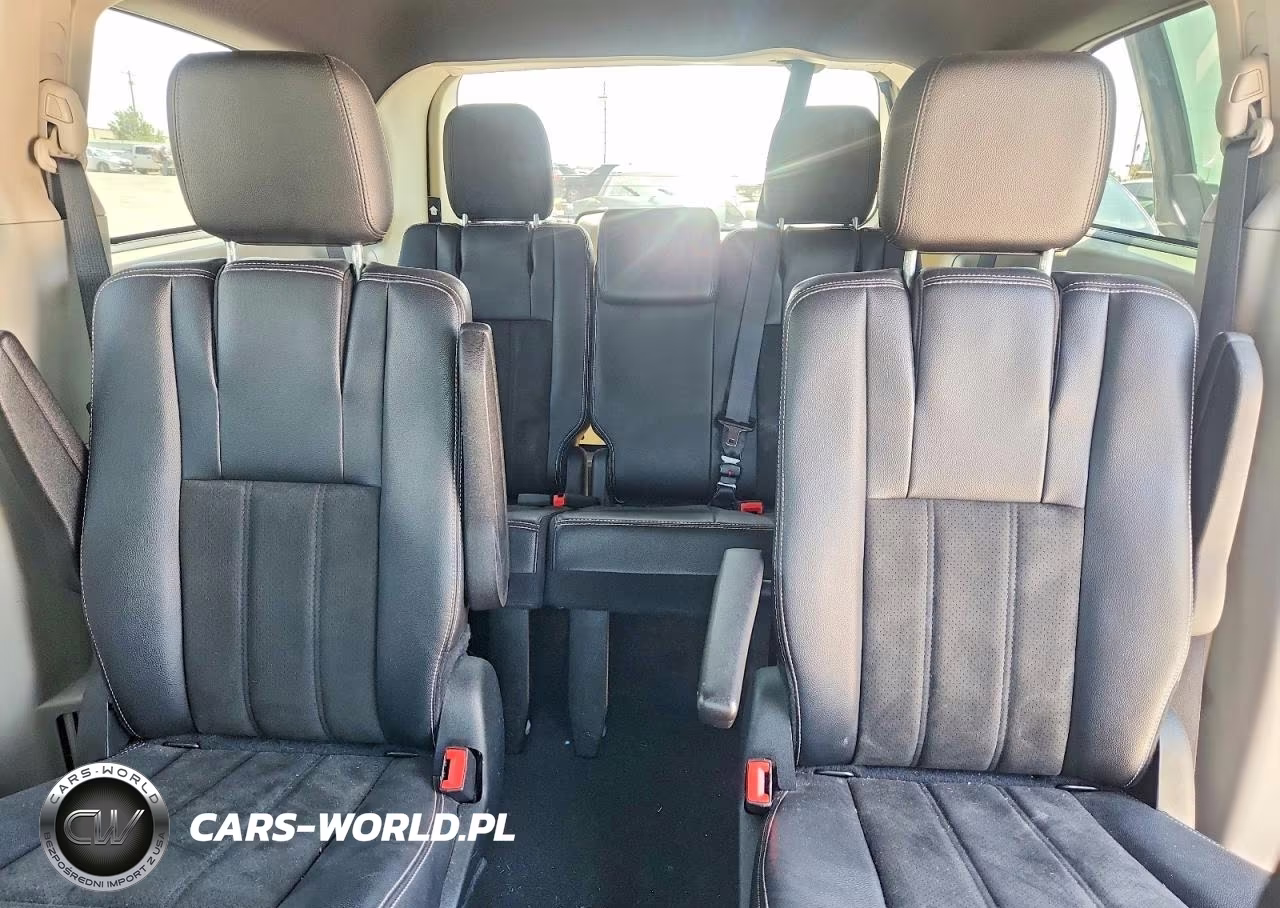 2019 Dodge Grand Caravan Sxt VIN:2C4RDGCG8KR772199 - 10