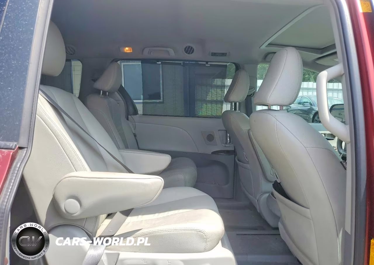 2011 Toyota Sienna Xle 7-Passenger Auto Access Seat VIN:5TDYK3DC6BS039386 - 11