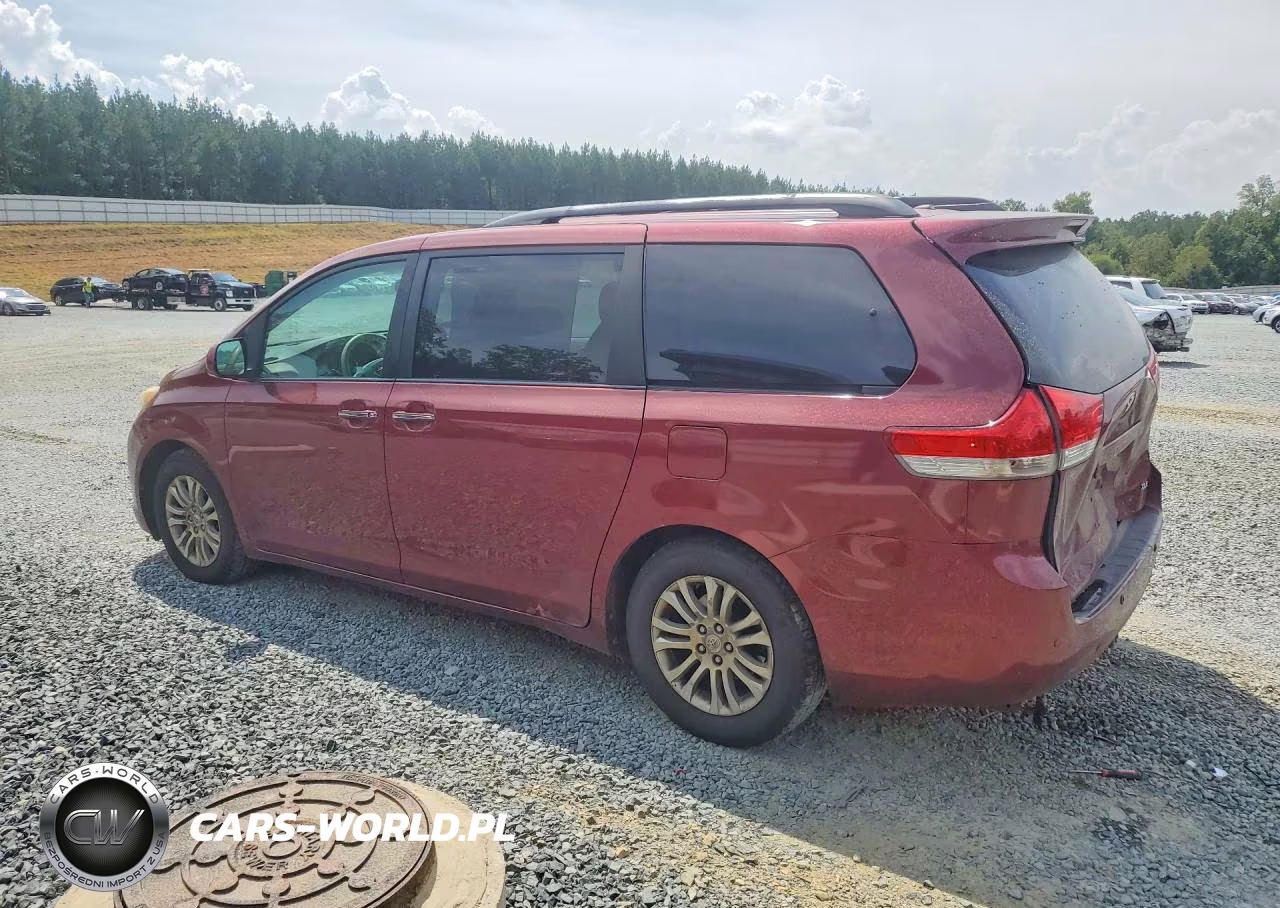2011 Toyota Sienna Xle 7-Passenger Auto Access Seat VIN:5TDYK3DC6BS039386 - 2