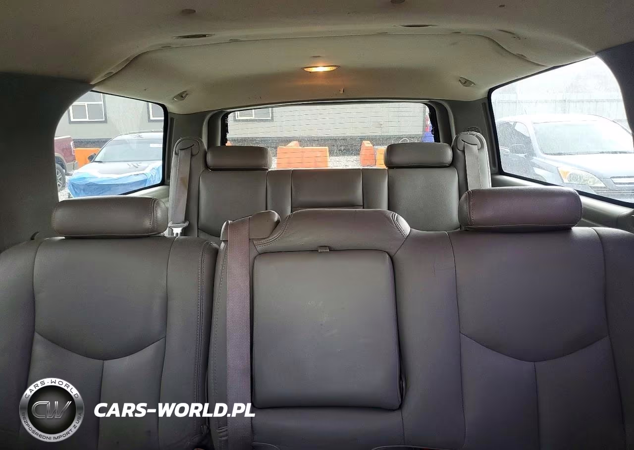 2004 Chevrolet Suburban K1500 VIN:3GNFK16Z04G211336 - 10