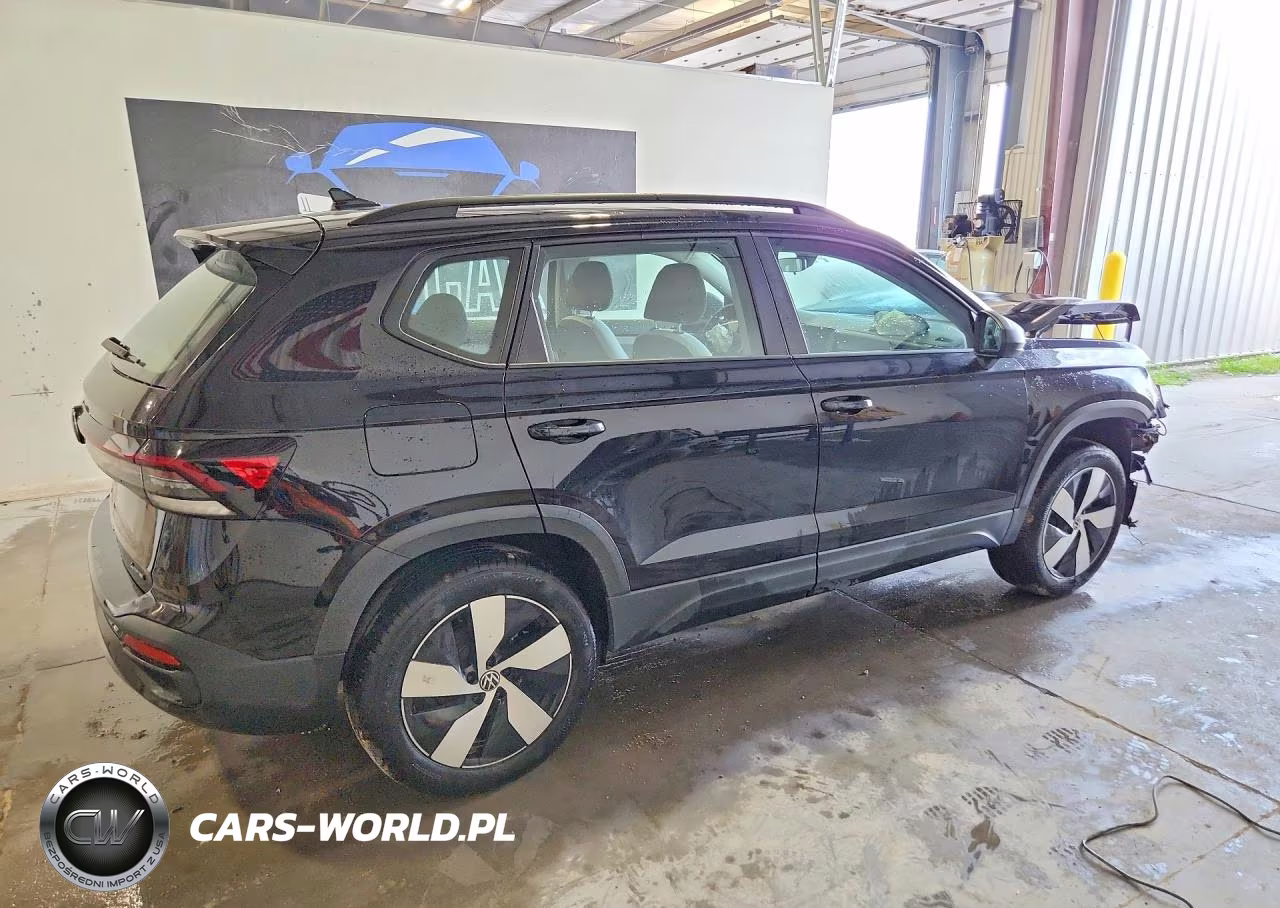2025 Volkswagen Taos S VIN:3VV8C7B20SM007937 - 3