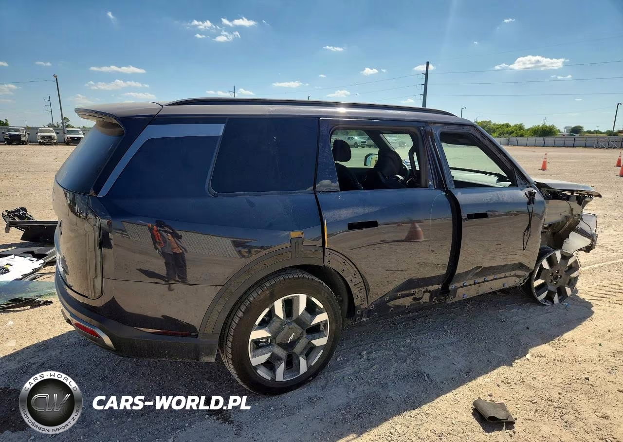 2027 Kia Telluride S VIN:5XYPE5S12VG016141 - 3