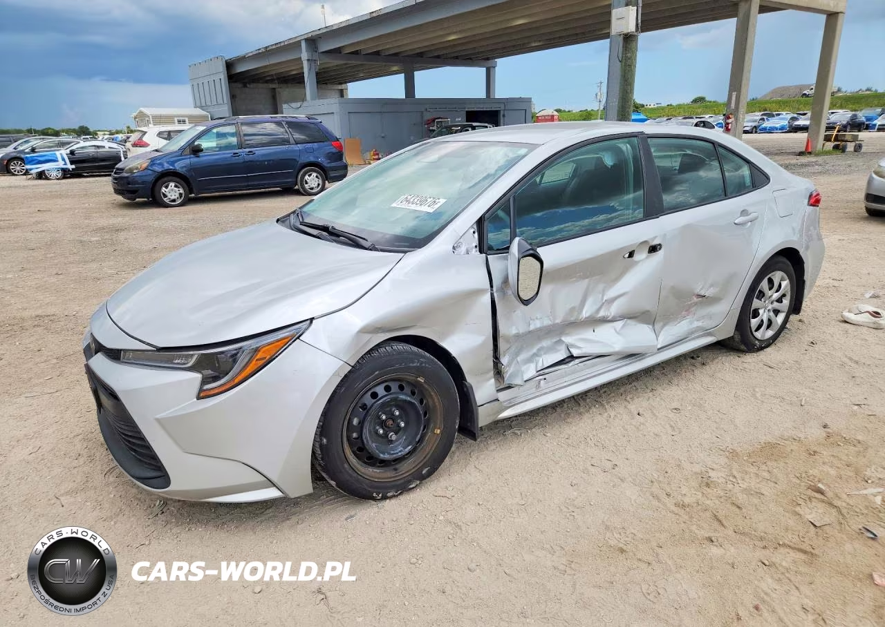 2023 Toyota Corolla Le – zdjęcie 1 z 13