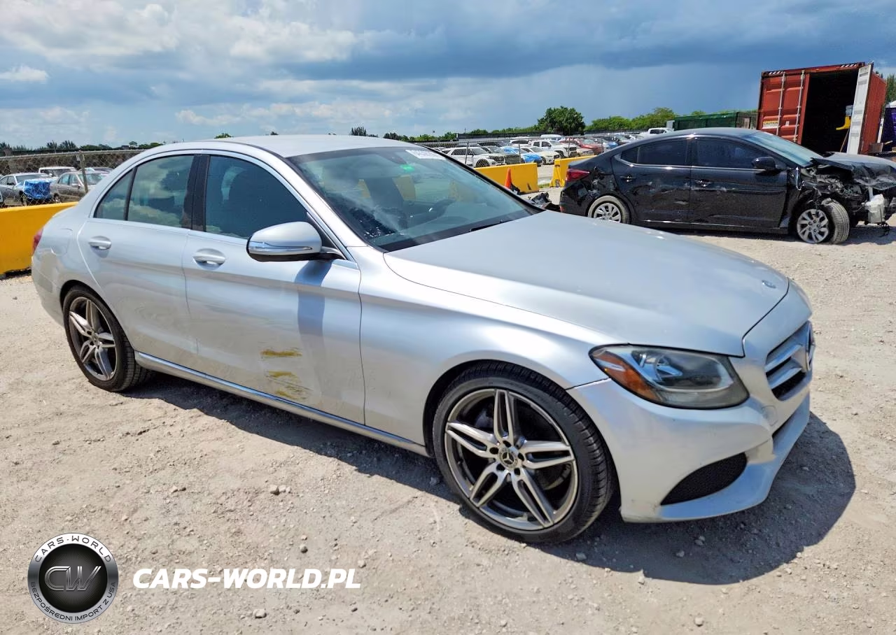 2015 Mercedes-Benz C 300 VIN:55SWF4JB4FU094148 - 4