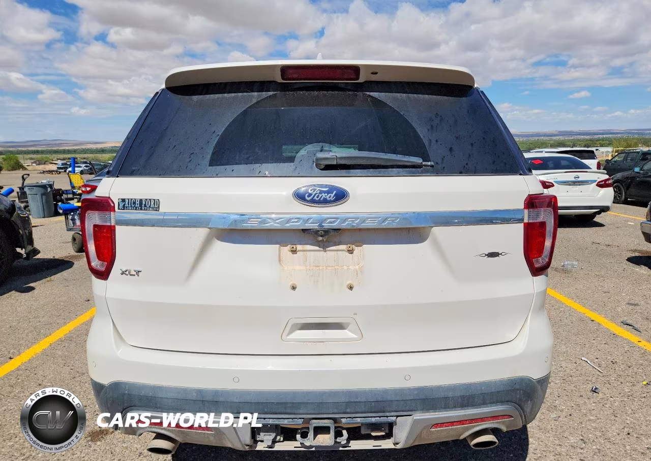 2017 Ford Explorer Xlt VIN:1FM5K7D88HGC21286 - 6