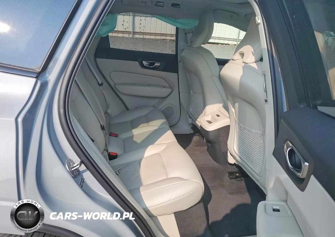 2025 Volvo Xc60 Plus VIN:YV4M12RC9S1172027 - 11
