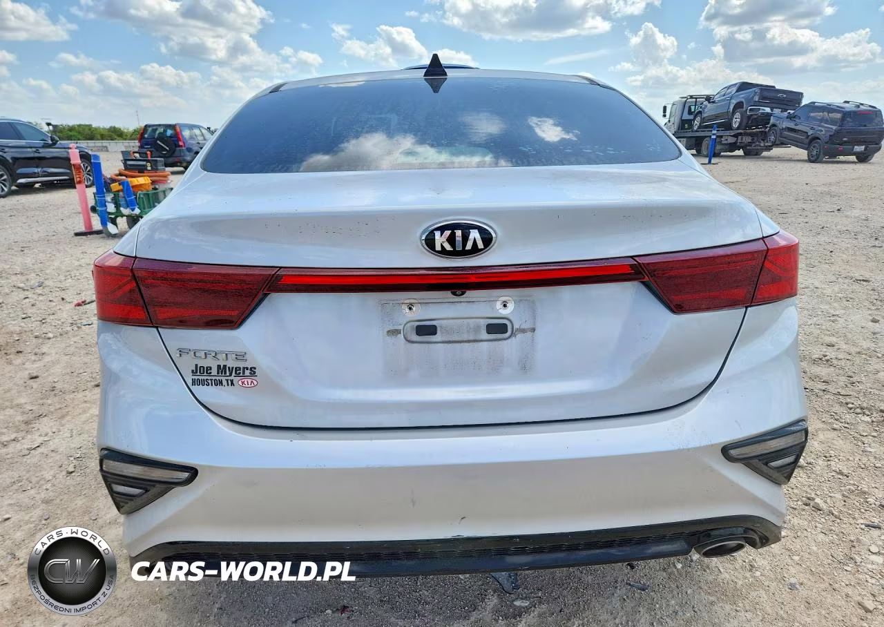 2021 Kia Forte Lxs VIN:3KPF24AD4ME378090 - 6