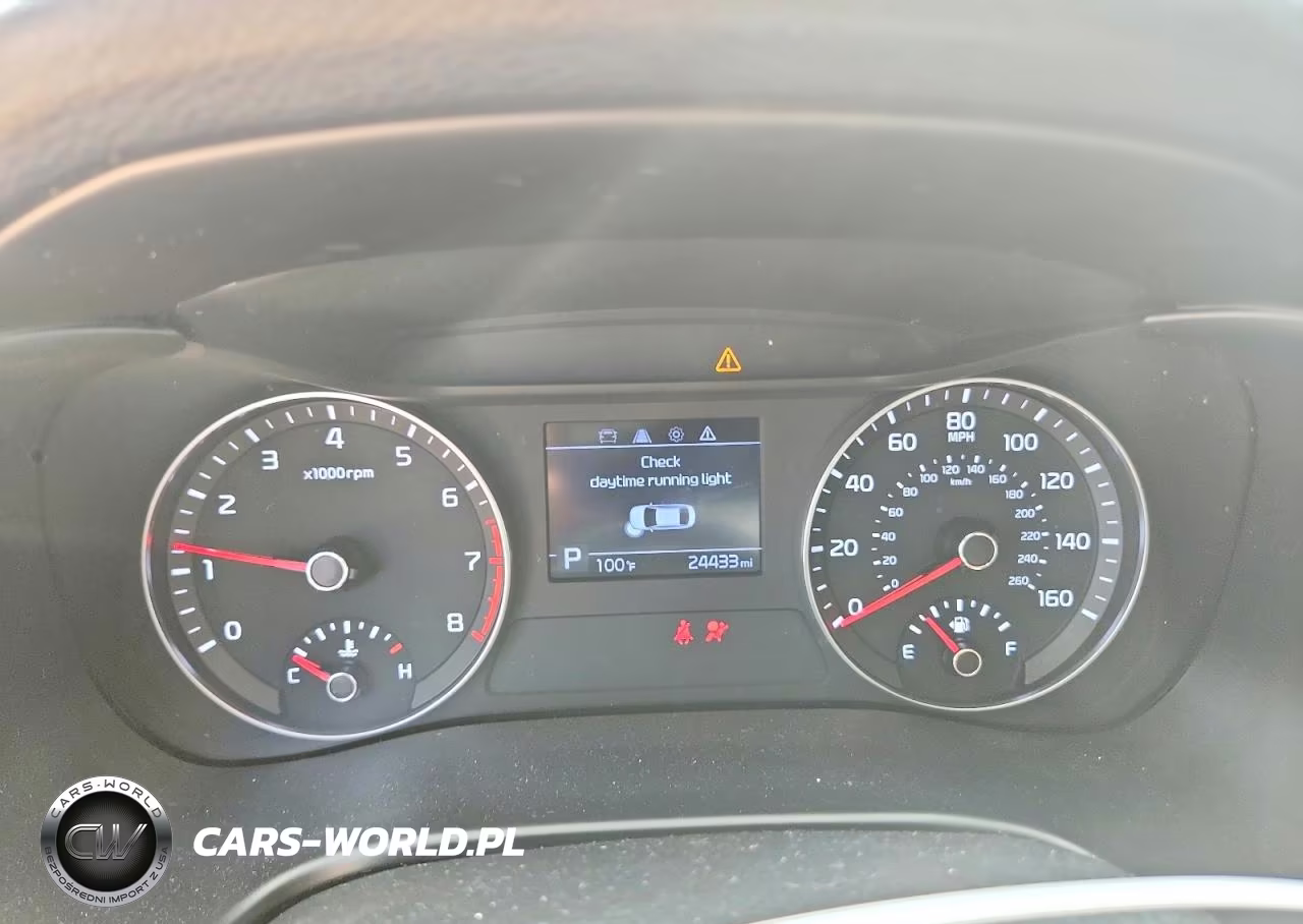 2021 Kia Forte Lxs VIN:3KPF24AD4ME378090 - 9