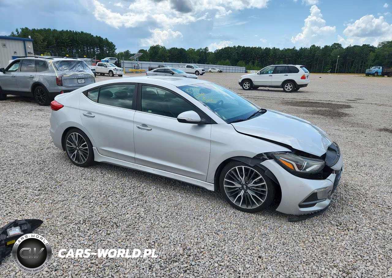 2018 Hyundai Elantra Sport VIN:KMHD04LB5JU478894 - 4