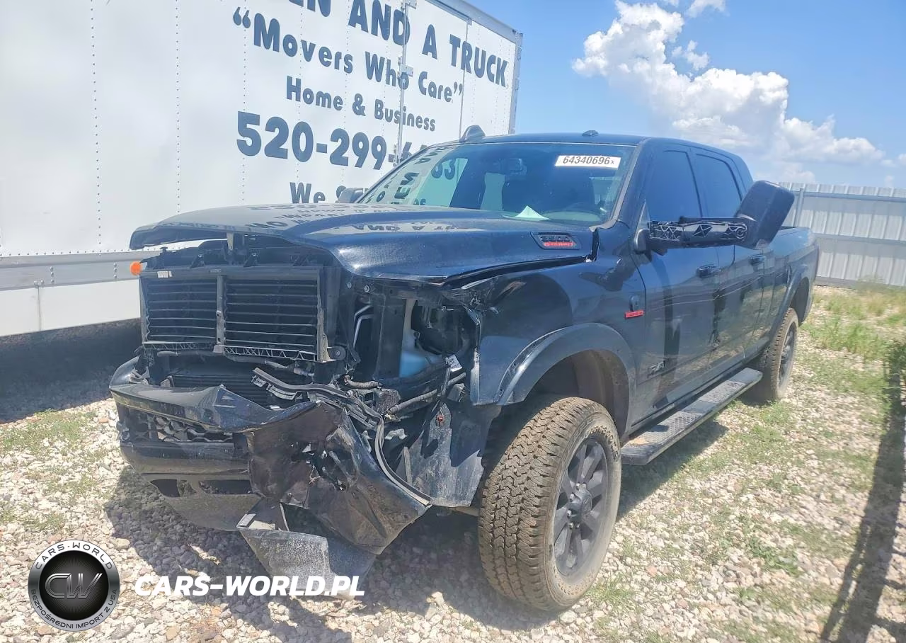 2019 Ram 3500 Laramie VIN:3C63R3ML8KG683824 - 1