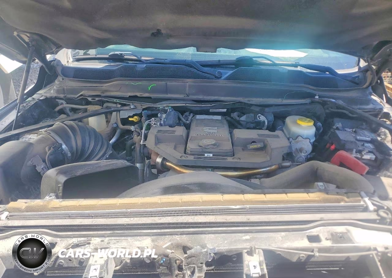 2019 Ram 3500 Laramie VIN:3C63R3ML8KG683824 - 11