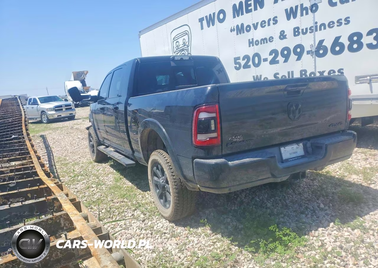 2019 Ram 3500 Laramie VIN:3C63R3ML8KG683824 - 2