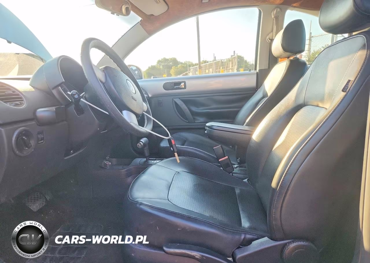 2008 Volkswagen New Beetle S VIN:3VWPG31C28M501479 - 7