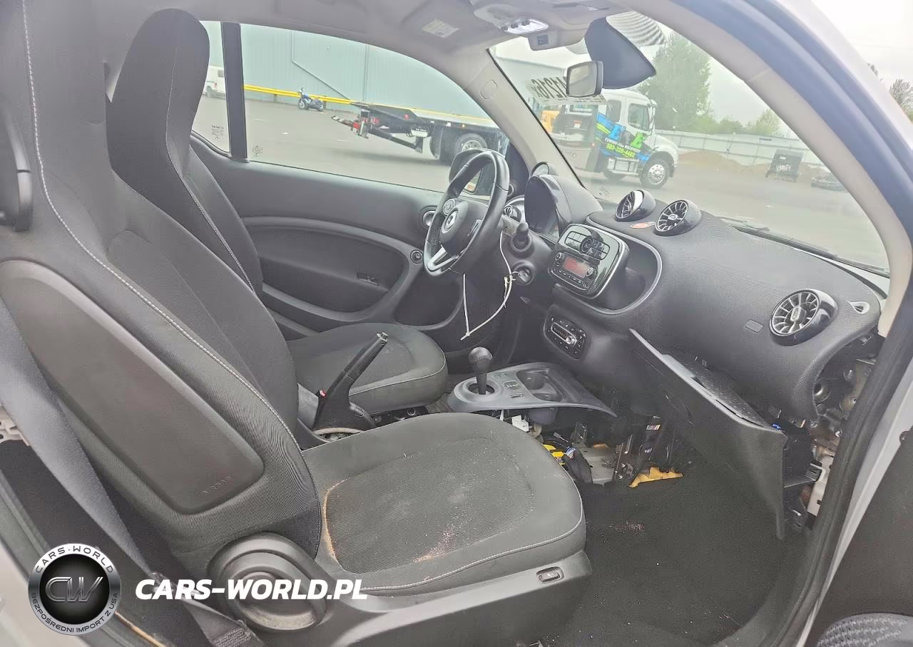 2016 Smart Fortwo VIN:WMEFJ5DAXGK062528 - 10