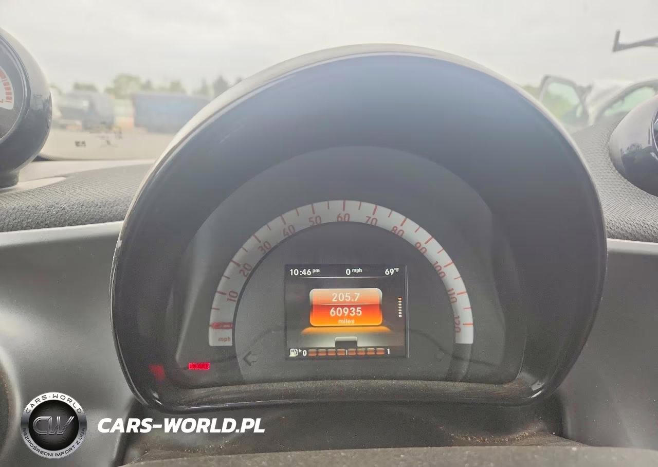 2016 Smart Fortwo VIN:WMEFJ5DAXGK062528 - 9