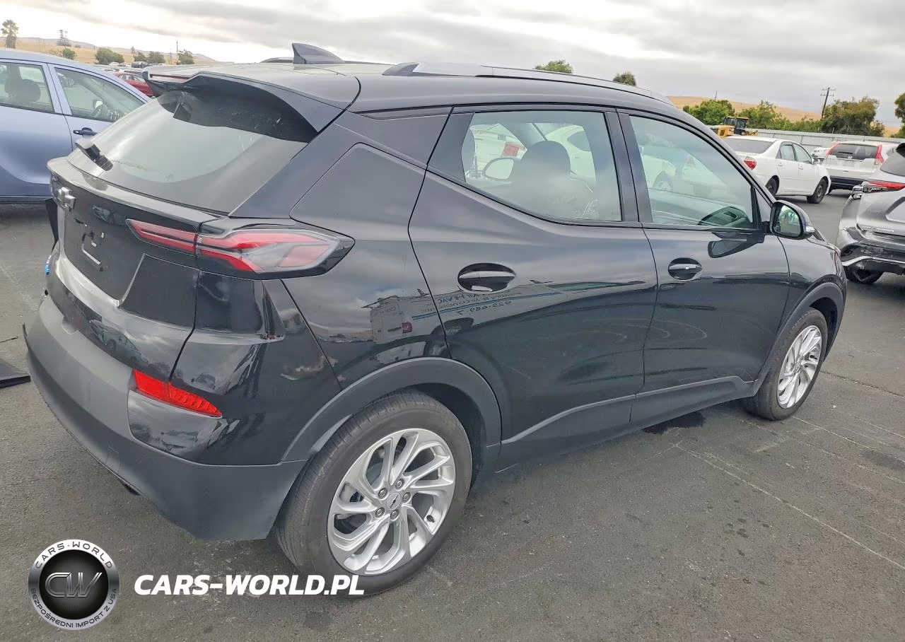 2023 Chevrolet Bolt Euv Lt VIN:1G1FY6S08P4196610 - 3