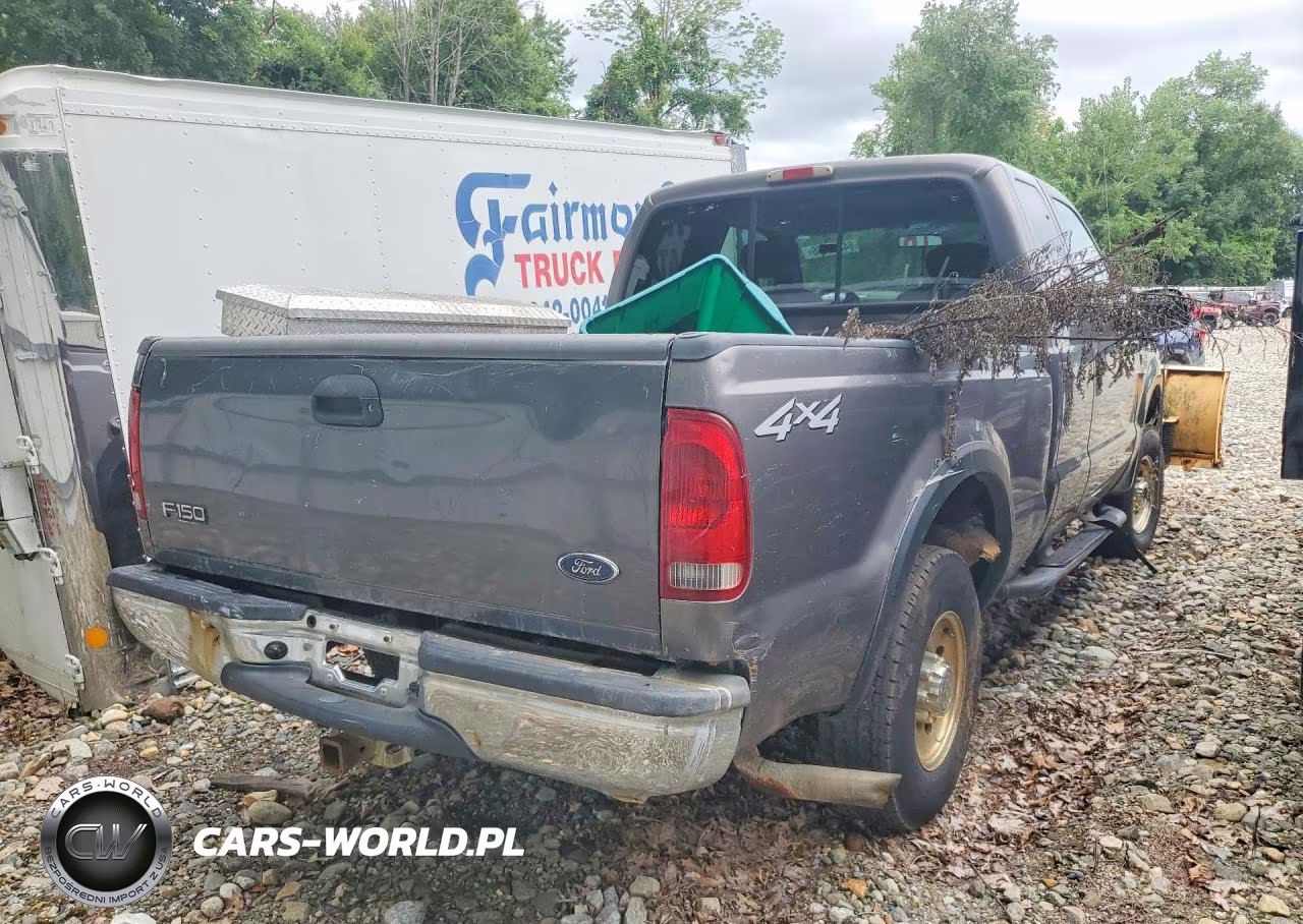 2004 Ford F250 Super Duty VIN:1FTNX21L74EB32056 - 3