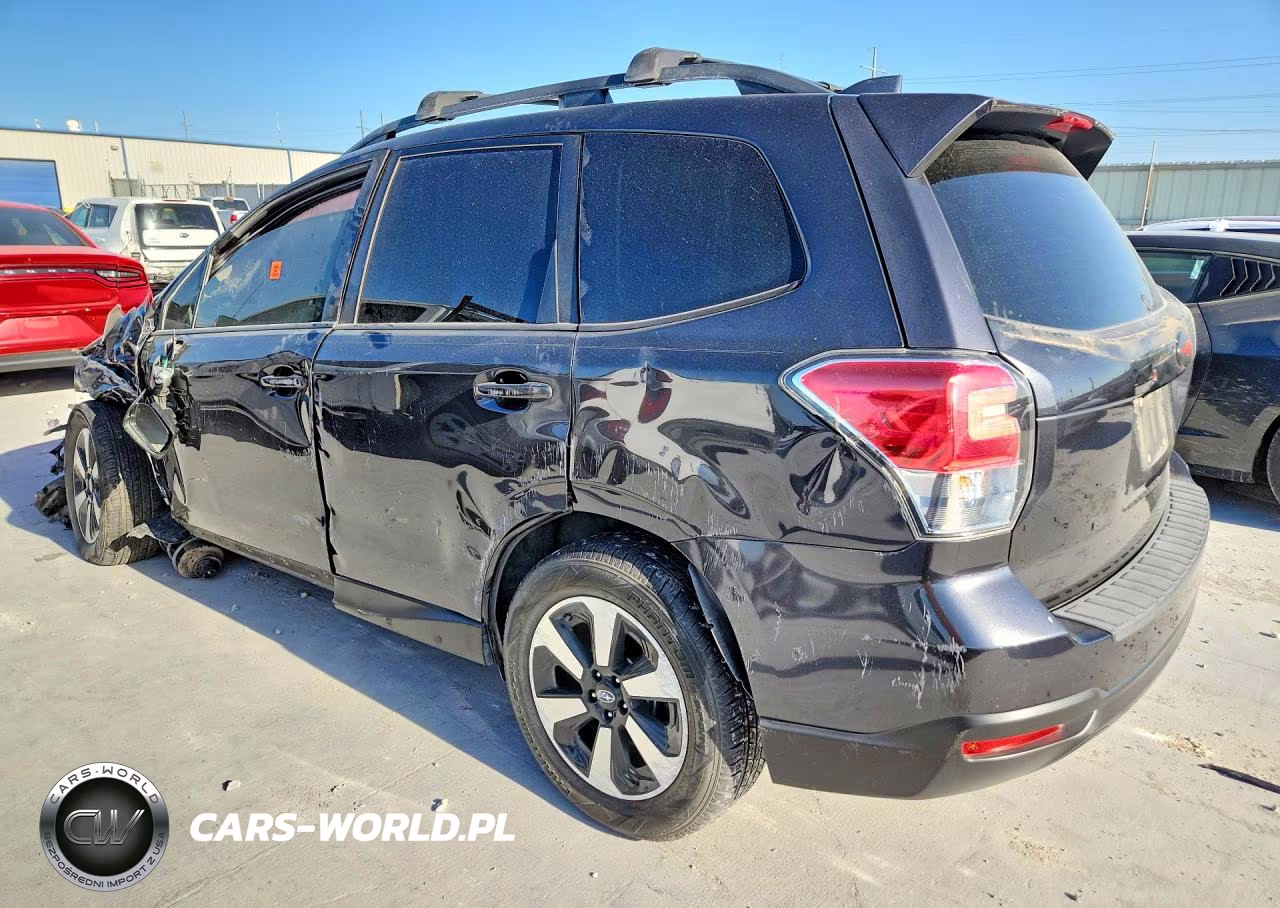 2018 Subaru Forester 2.5I Premium VIN:JF2SJAEC2JH577633 - 2