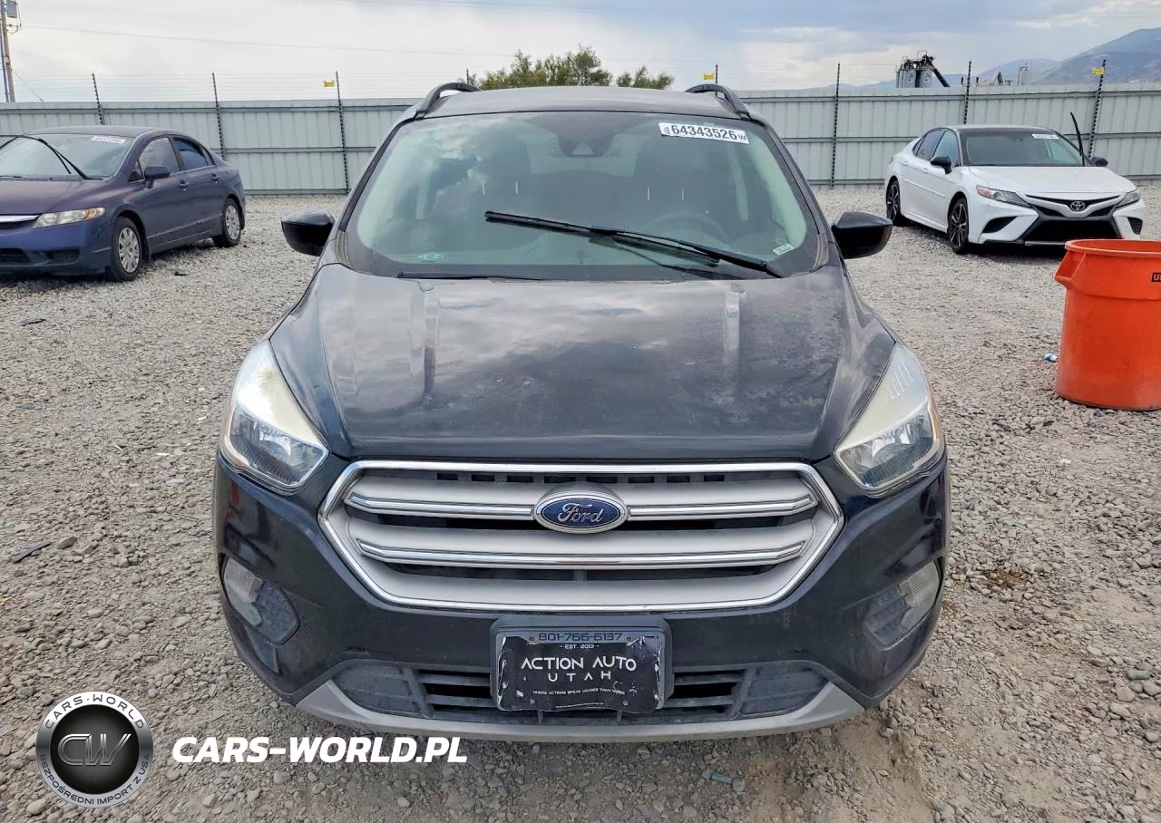 2018 Ford Escape Se VIN:1FMCU9GD3JUC11651 - 5