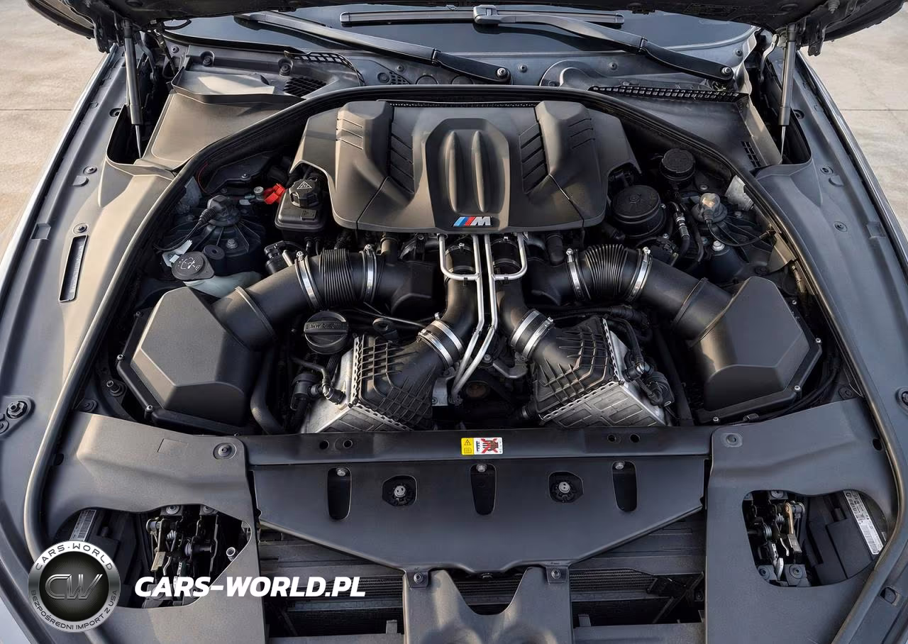2013 BMW M6 VIN:WBSLX9C57DC968579 - 7