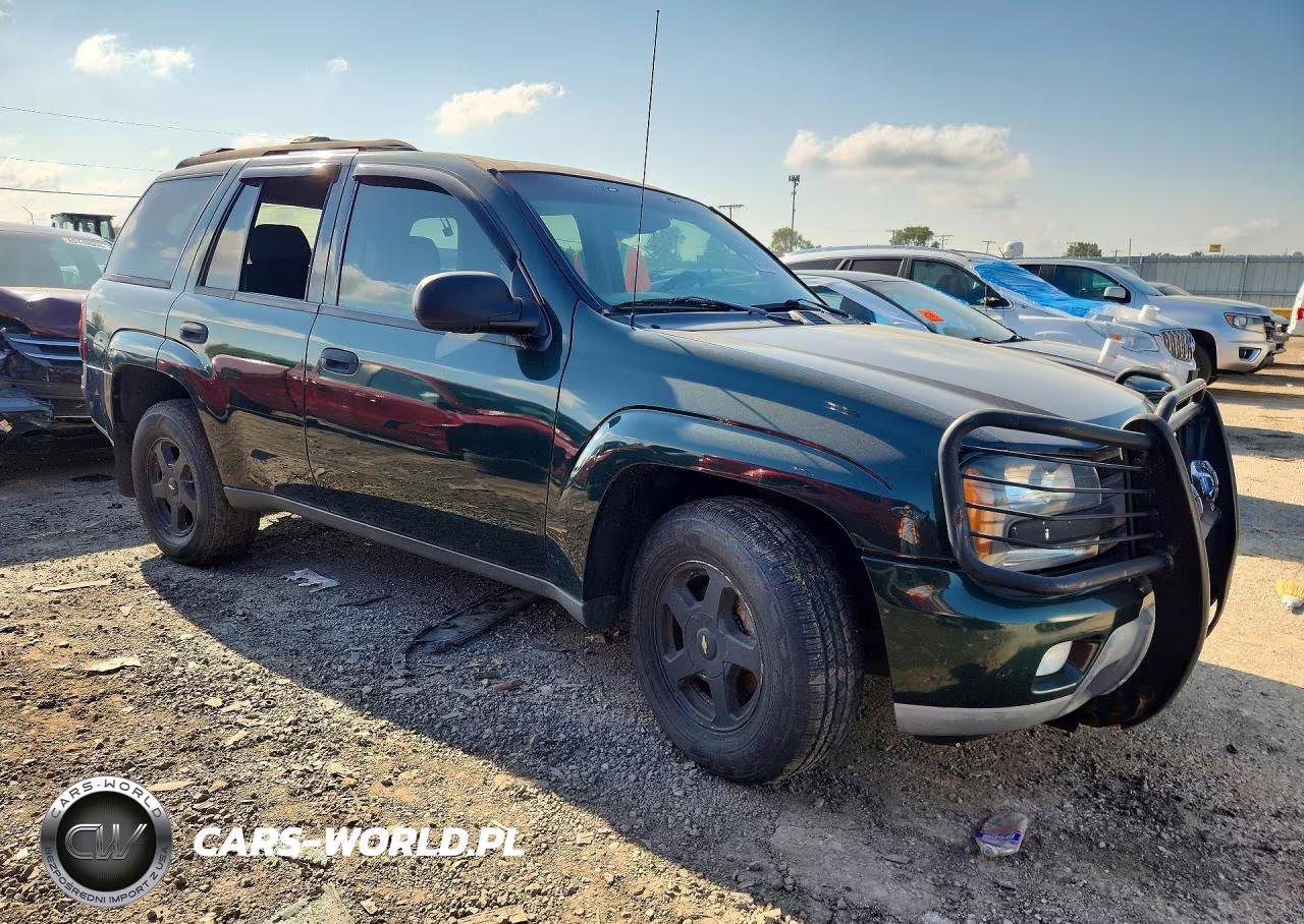 2002 Chevrolet Trailblazer VIN:1GNDT13S922504363 - 4