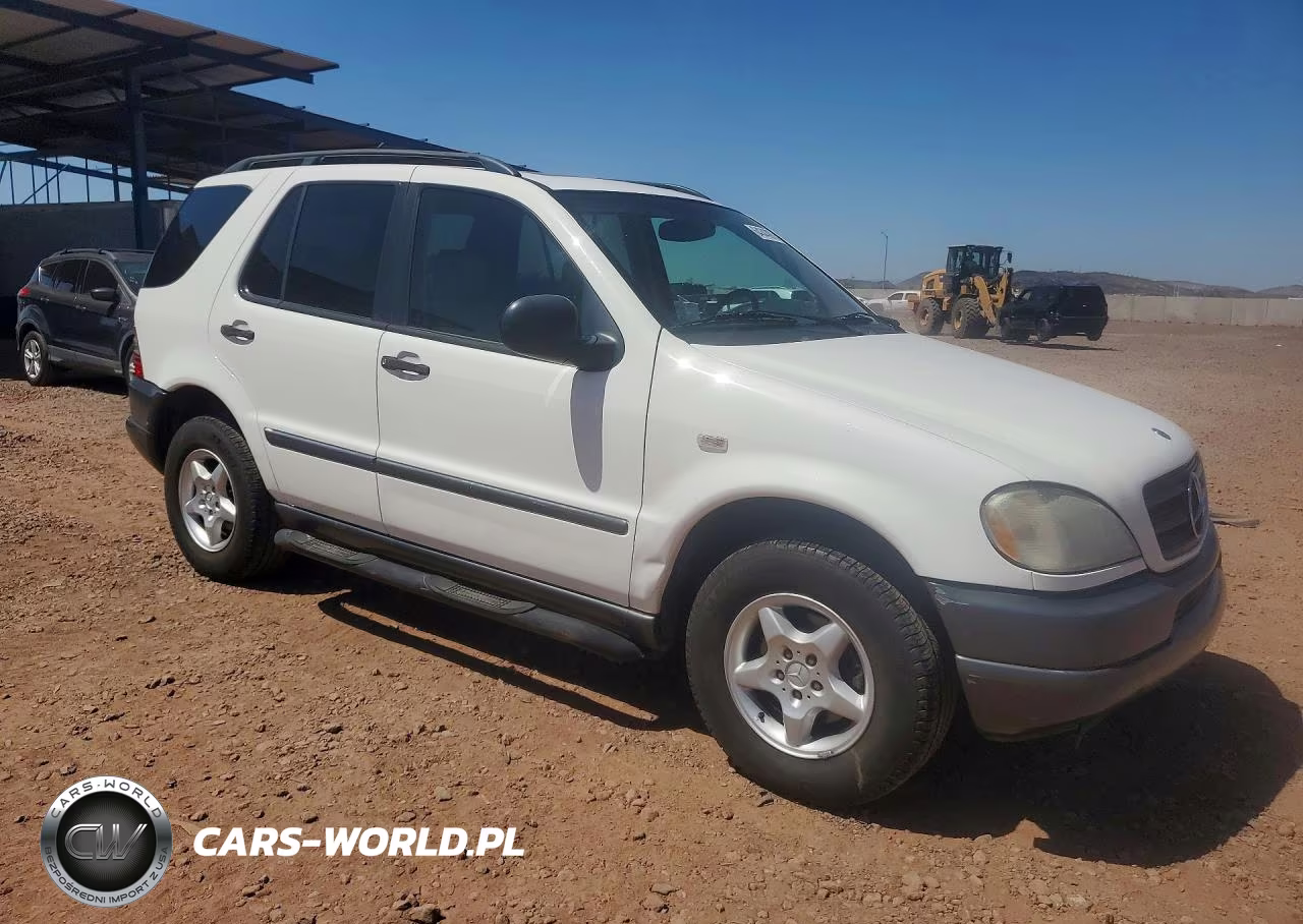 1998 Mercedes-Benz M-Class VIN:4JGAB54E9WA024605 - 4