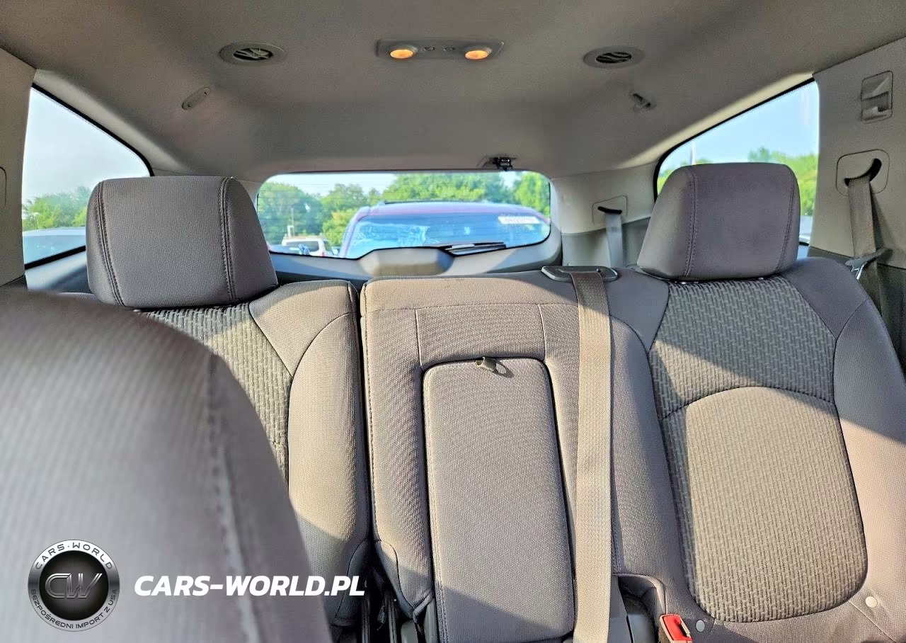 2010 Chevrolet Traverse Lt VIN:1GNLVFED4AS149716 - 10