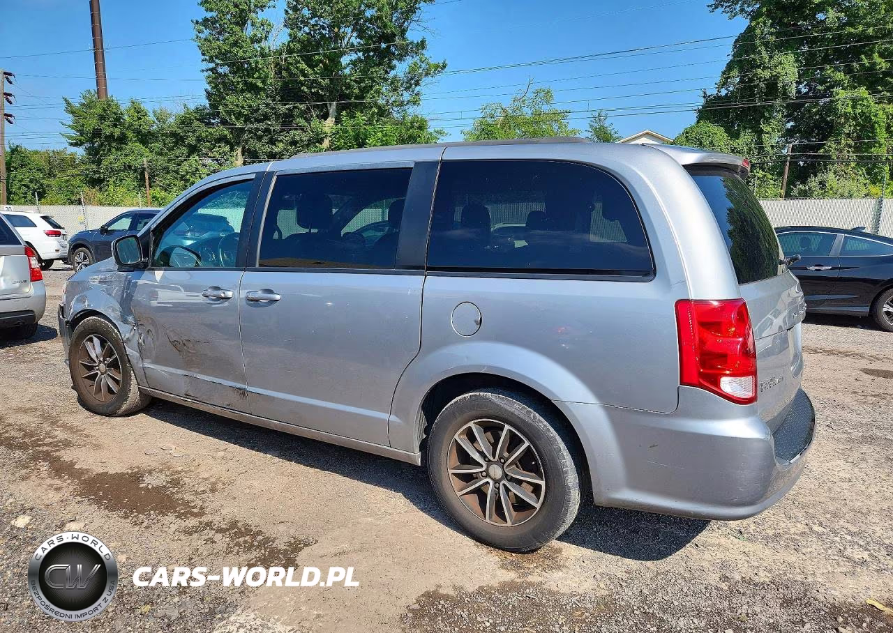 2018 Dodge Grand Caravan Gt VIN:2C4RDGEG7JR200729 - 2