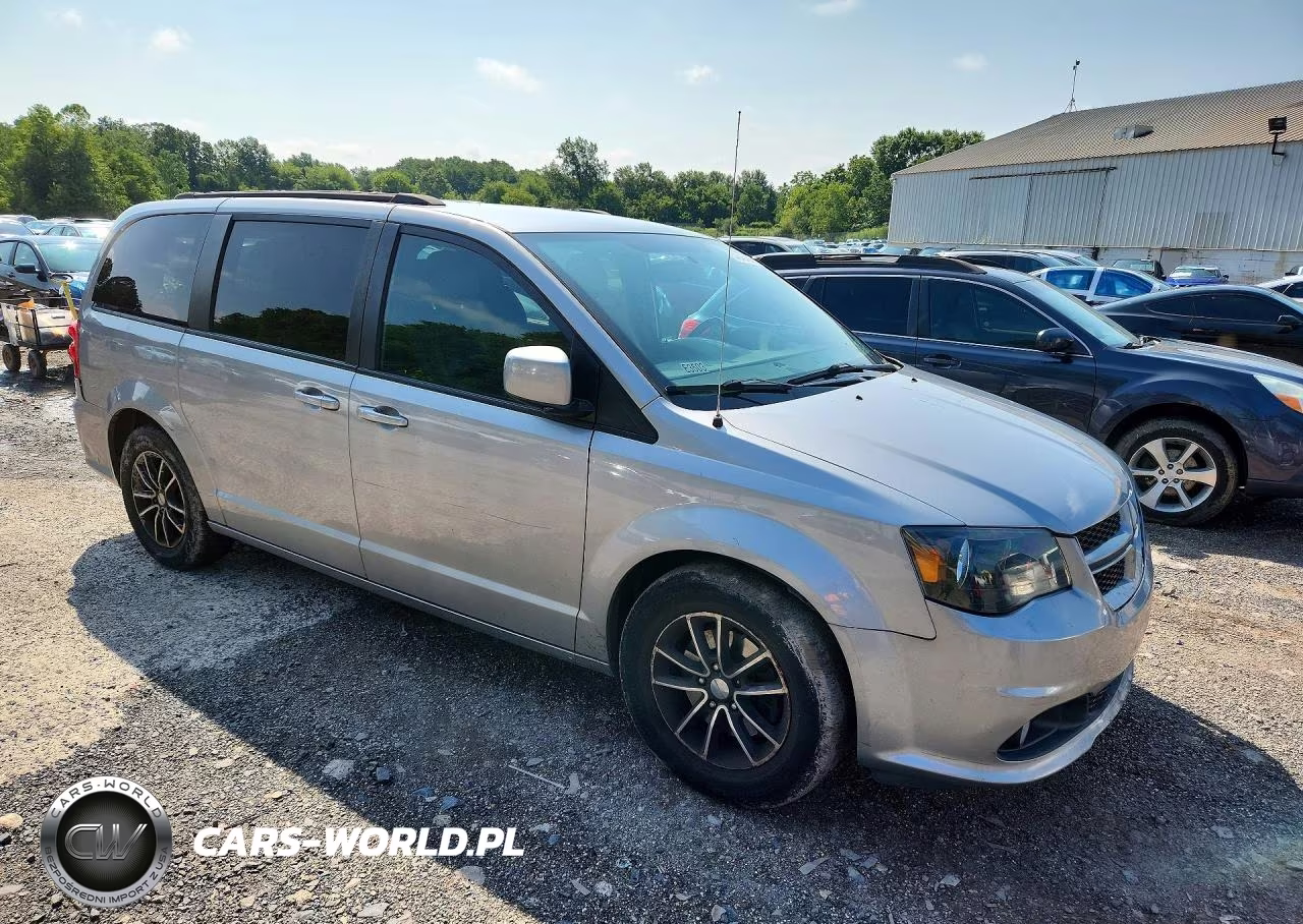 2018 Dodge Grand Caravan Gt VIN:2C4RDGEG7JR200729 - 4