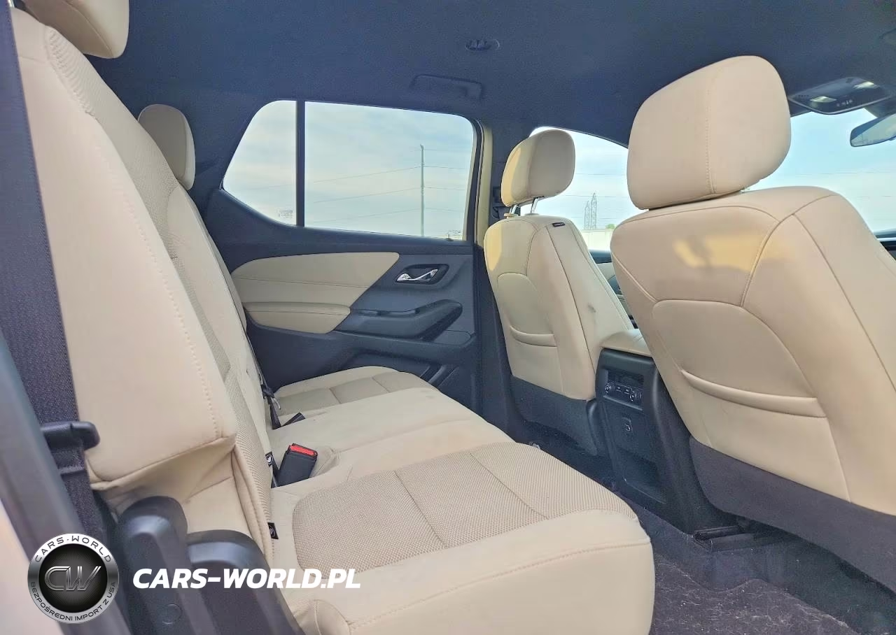 2022 Chevrolet Traverse Ls VIN:1GNERFKW4NJ107593 - 11