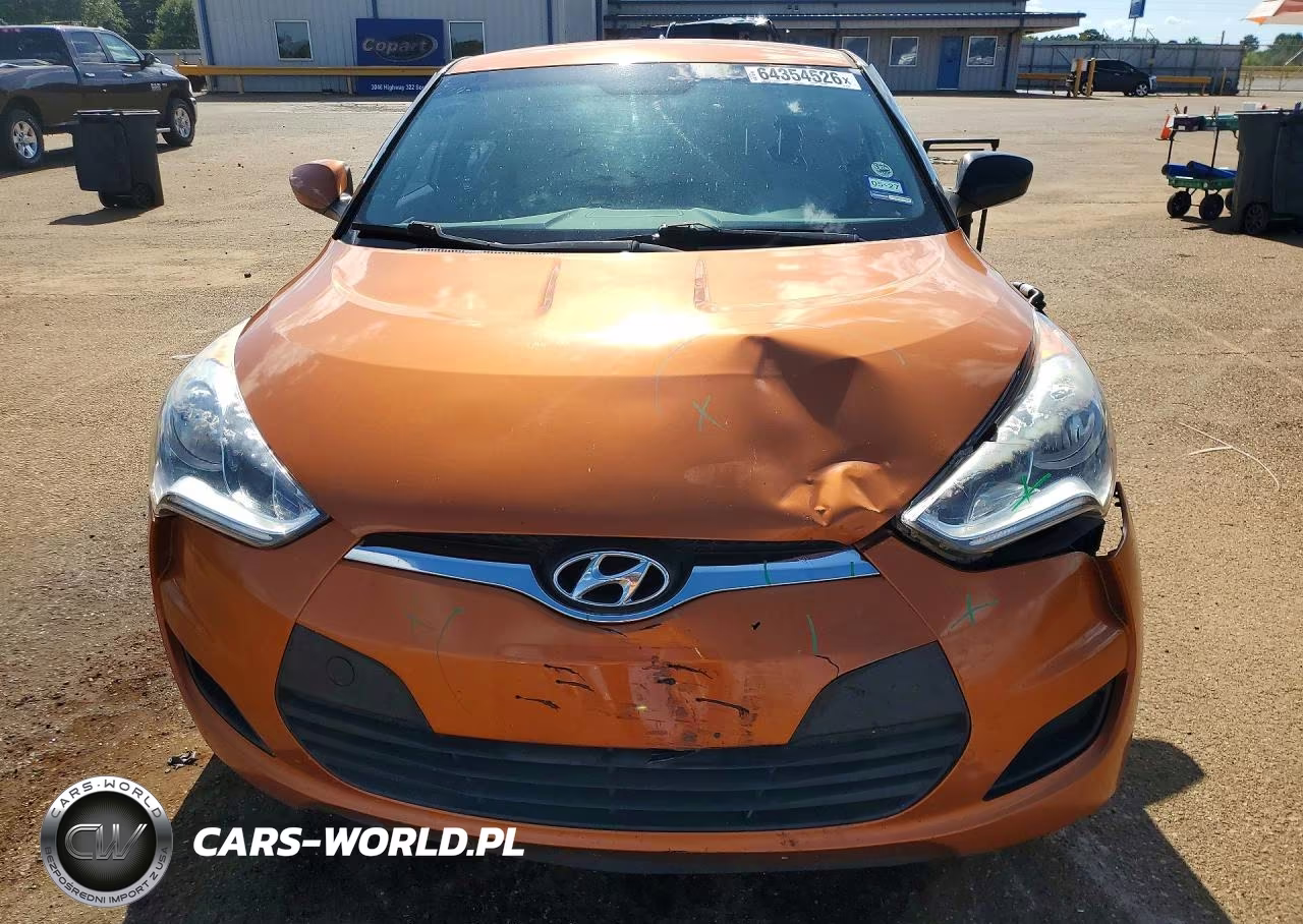 2016 Hyundai Veloster Base VIN:KMHTC6AD3GU261386 - 5