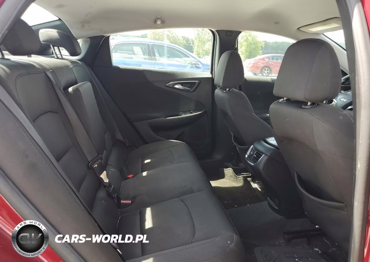 2018 Chevrolet Malibu Lt VIN:1G1ZD5ST2JF262593 - 10