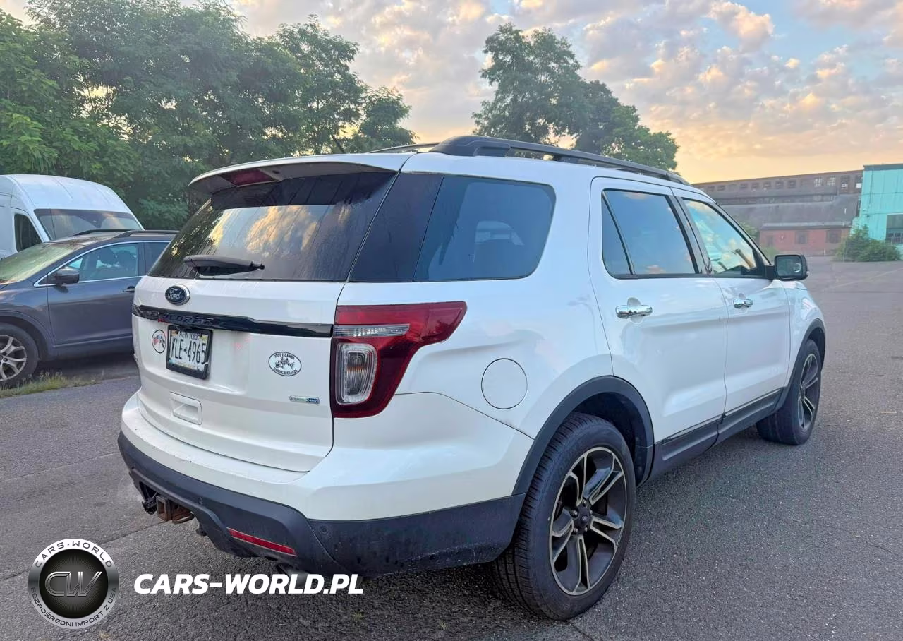 2014 Ford Explorer Sport VIN:1FM5K8GT4EGÄ35701 - 4