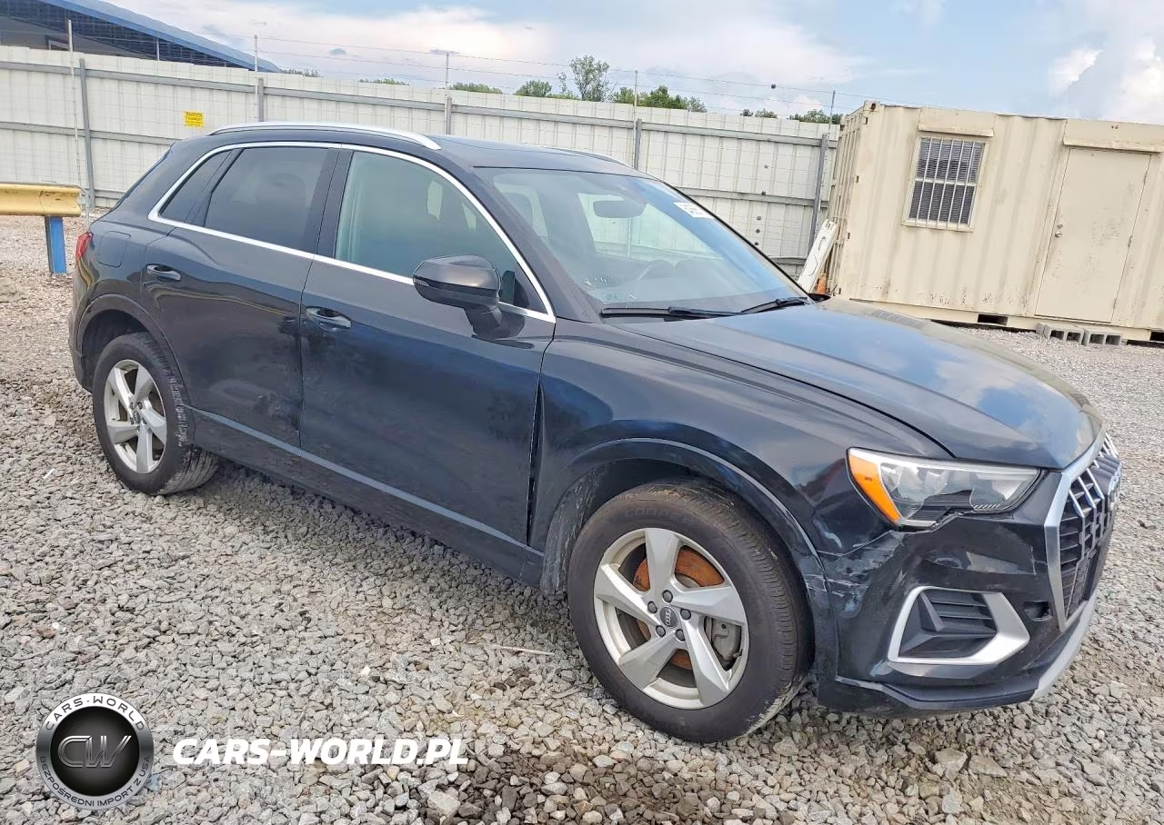 2020 Audi Q3 Premium VIN:WA1AECF38L1007926 - 4