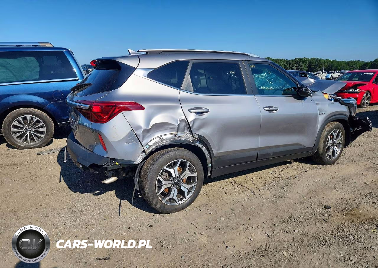 2021 Kia Seltos Ex VIN:KNDERCAA7M7103823 - 3