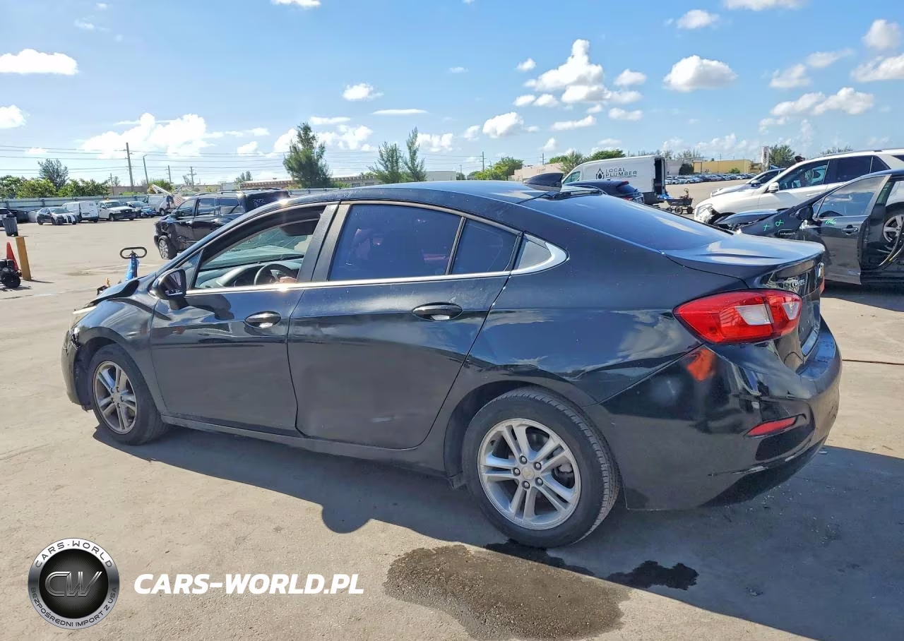 2018 Chevrolet Cruze Lt VIN:1G1BE5SM0J7184526 - 2