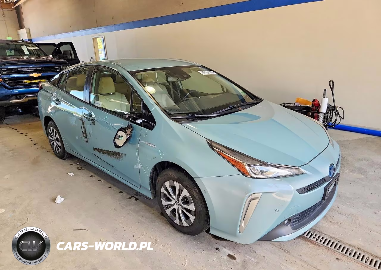 2019 Toyota Prius Xle Awd-E VIN:JTDL9RFU3K3006152 - 4