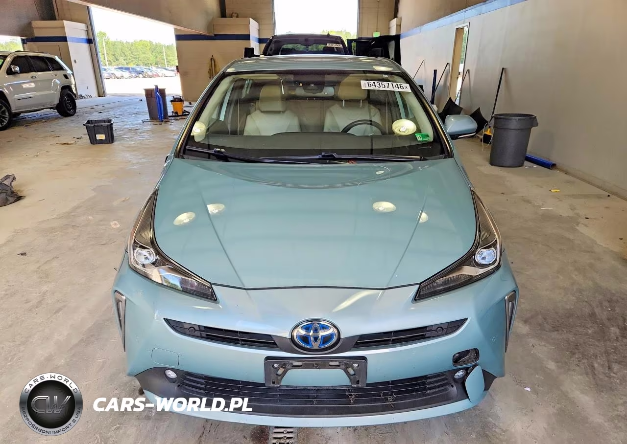 2019 Toyota Prius Xle Awd-E VIN:JTDL9RFU3K3006152 - 5
