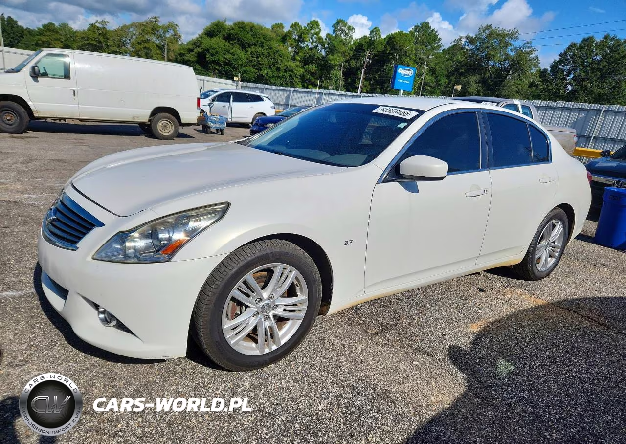 2015 Infiniti Q40 Base