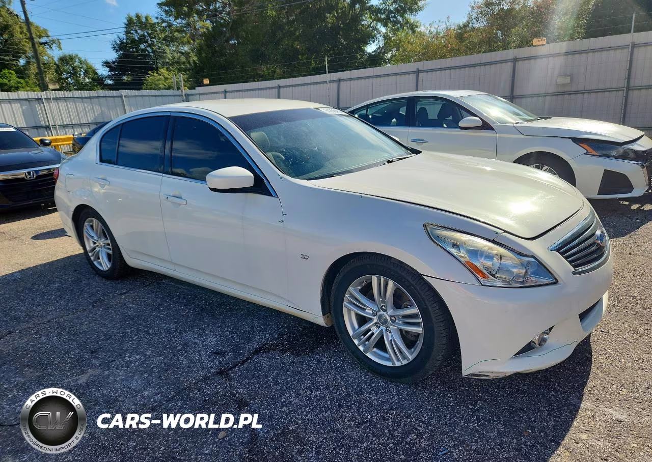 2015 Infiniti Q40 Base VIN:JN1CV6AP0FM500063 - 4