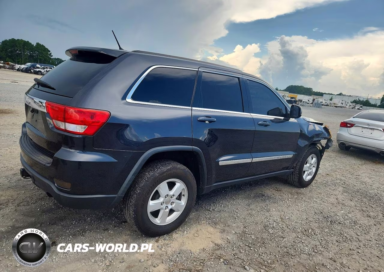 2013 Jeep Grand Cherokee Laredo VIN:1C4RJEAG0DC534536 - 3