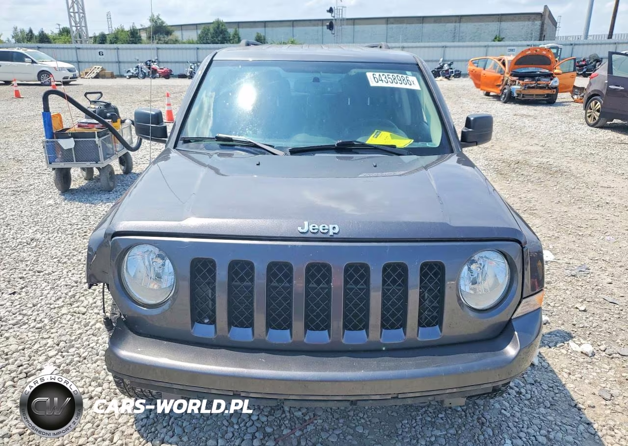 2016 Jeep Patriot Latitude VIN:1C4NJRFB6GD668260 - 5