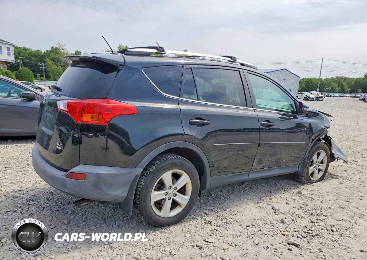 2014 Toyota Rav4 Xle VIN:2T3RFREV7EW138667 - 3