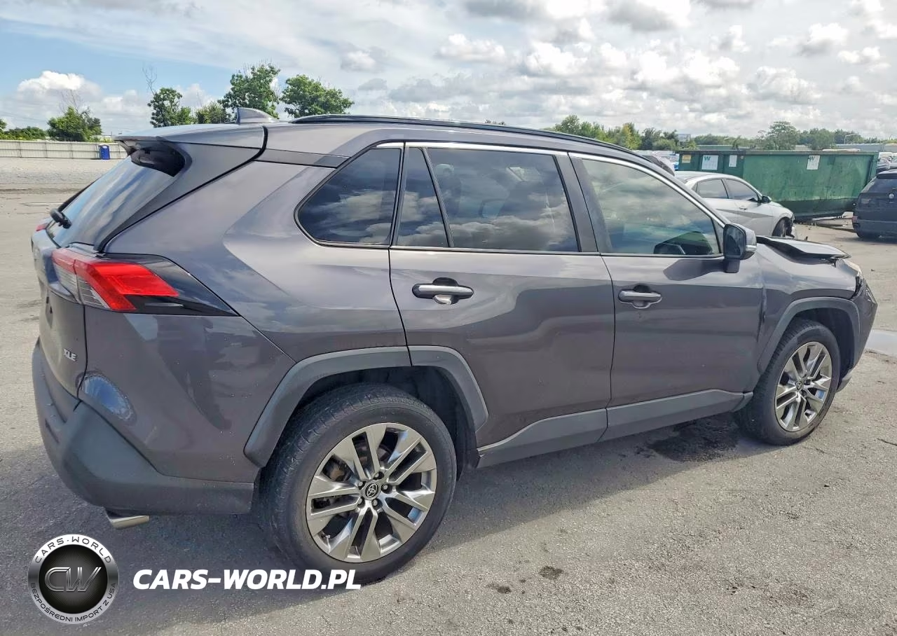 2020 Toyota Rav4 Xle Premium VIN:JTMC1RFV1LJ017101 - 3