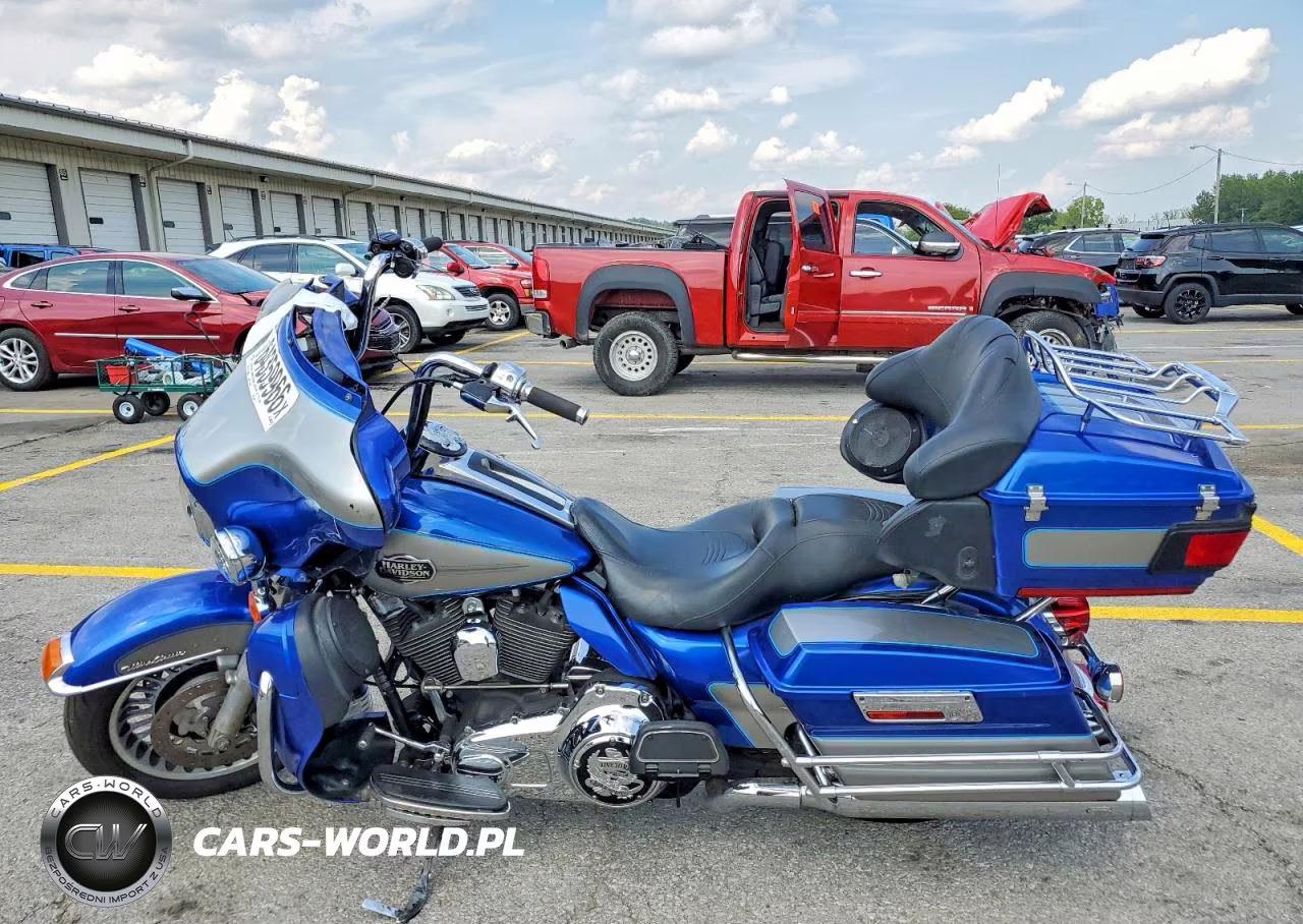 2009 Harley-Davidson Flhtcu VIN:1HD1FC4129Y654969 - 3
